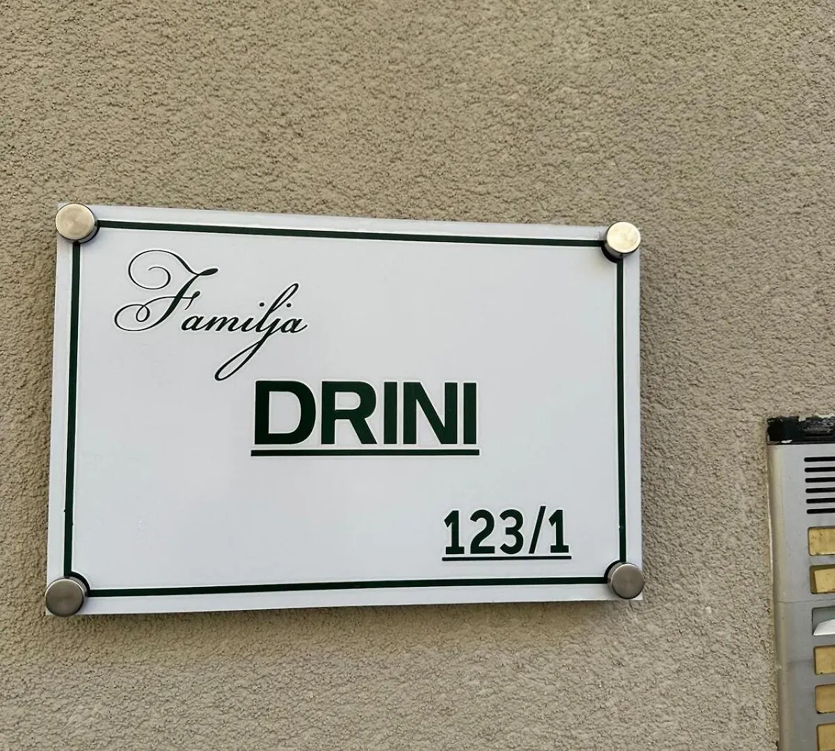 Drini Apartment Nr 1 Tirana 0*,  Albánia